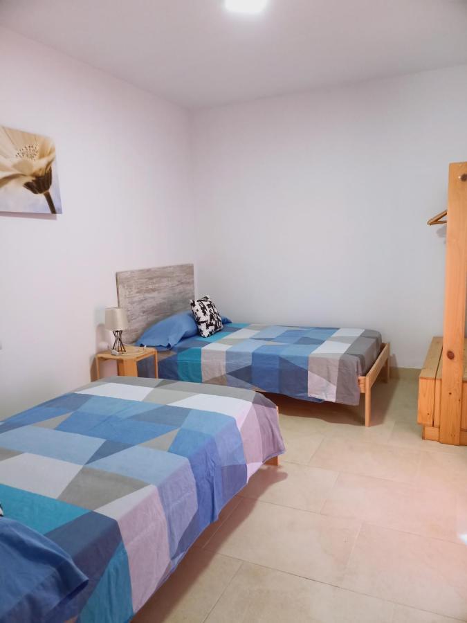 Chalet Amplio Con Jardin Y Zona Barbacoa. Reus Exterior photo